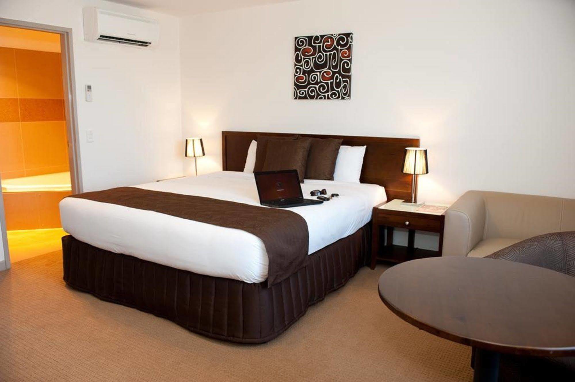 Horsham International Hotel Ngoại thất bức ảnh